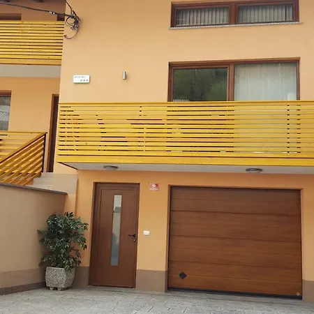 And Soca 게스트하우스 코바리드