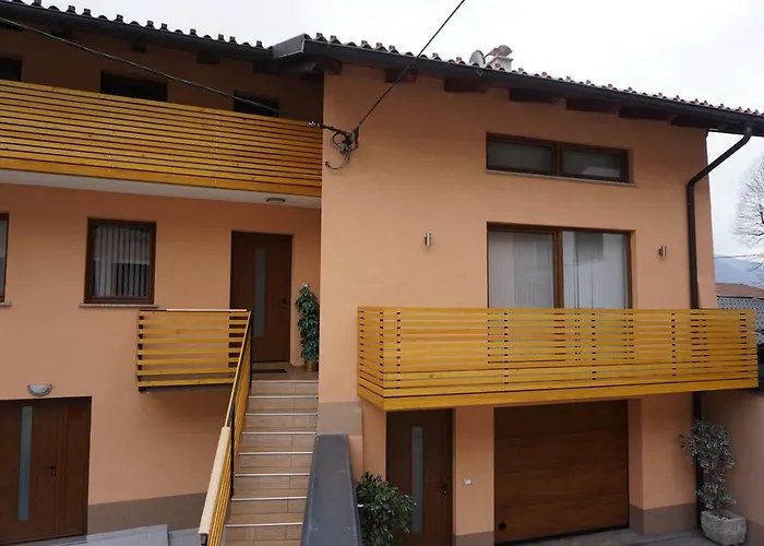 And Soca 招待所 3*